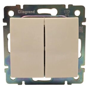 Переключатель Legrand Valena двухклавишный механизм бежевый 774308