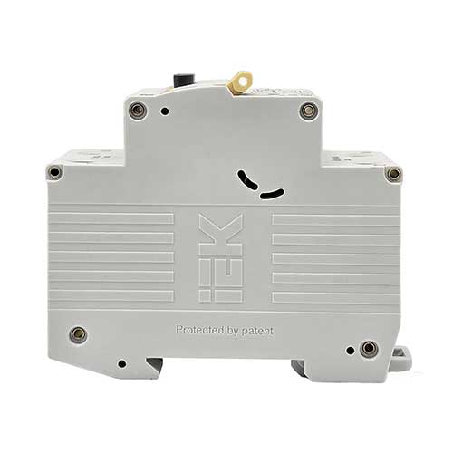 Автоматический выключатель дифференциального тока IEK KARAT АВДТ32 1P+N 40A 30mA тип АС Автоматический выключатель дифференциального тока IEK KARAT АВДТ32 1P+N 40A 30mA тип АС