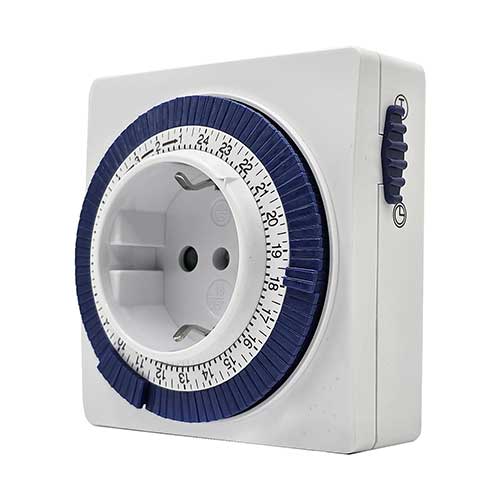 Розетка с таймером FERON TM32 96 программ суточная механическая 16А 3500W Розетка с таймером FERON TM32 96 программ суточная механическая 16А 3500W