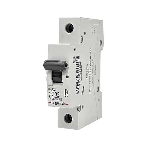 Автоматический выключатель Legrand RX3 1P 32A тип С 4.5kA Автоматический выключатель Legrand RX3 1P 32A тип С 4.5kA