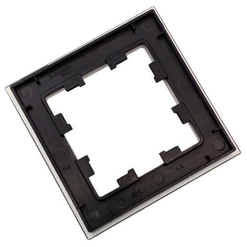 Рамка Systeme Electric AtlasDesign Nature 1-постовая стекло алюминий ATN320301 Рамка Systeme Electric AtlasDesign Nature 1-постовая стекло алюминий ATN320301